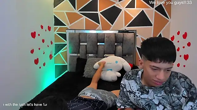 Juan_Nd_Steven Live XXX-Chat