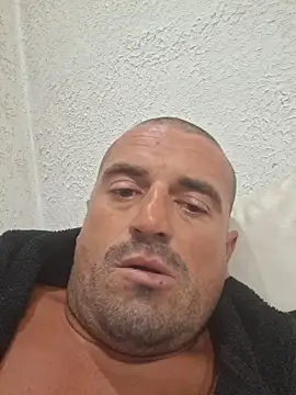 Powerfully92 Chat XXX live