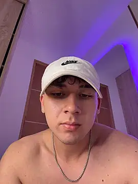 OLIVER_K's Live XXX Chat