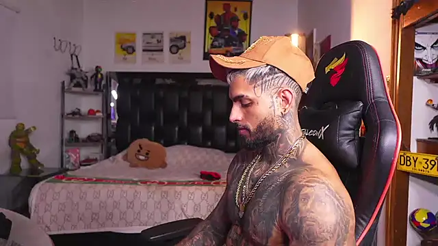 Chat XXX ao vivo de logan_hugh8
