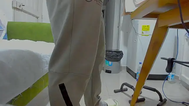 Rocky_MuscleのライブXXXチャット