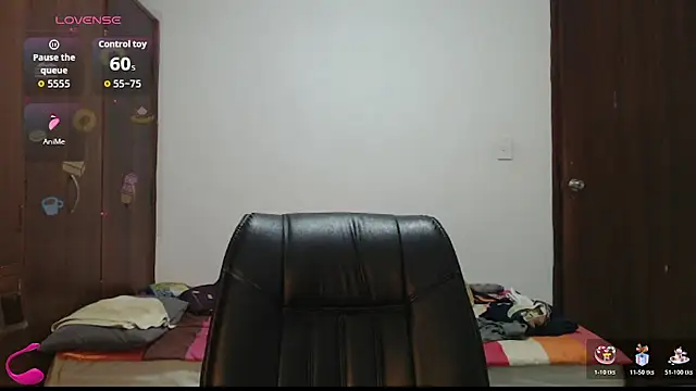 Chat XXX en directo de MadieeLorez