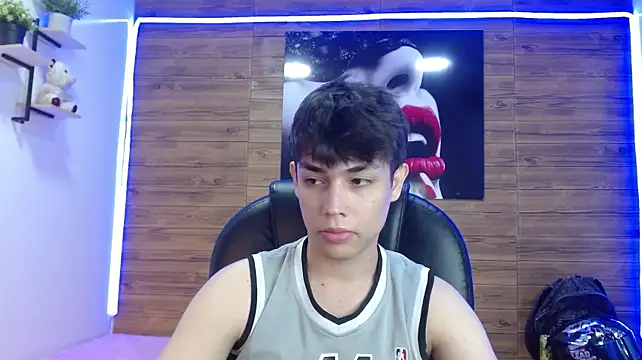 ivan_cooperのライブXXXチャット