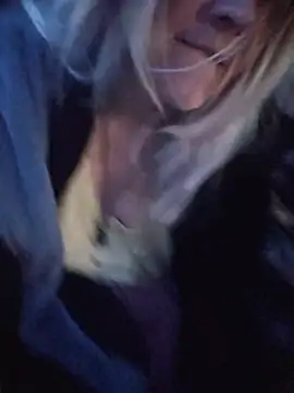 ScarletsWeb live XXX chat
