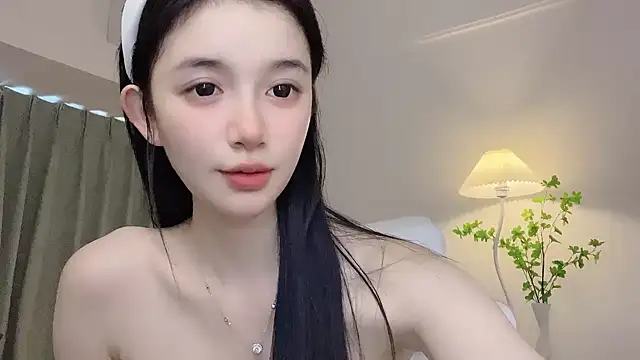 Annie-3 现场XXX聊天