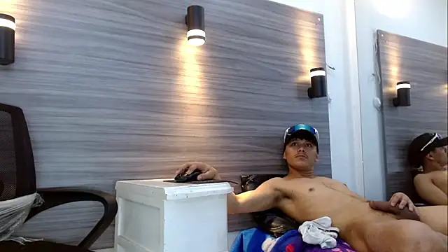 Show modela DanteSeth na web-kameri
