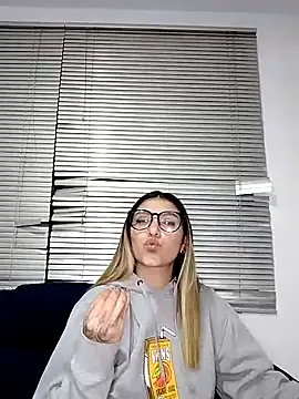 Živý XXX chat AliceTeenager___