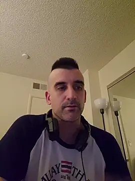 Chat XXX Live myth5hk