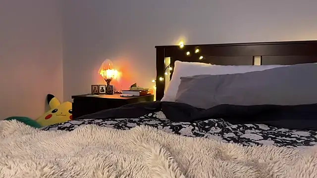 anyaa777 – Naživo XXX chat