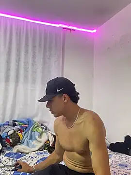 Chatroom XXX en direct de jhuan99