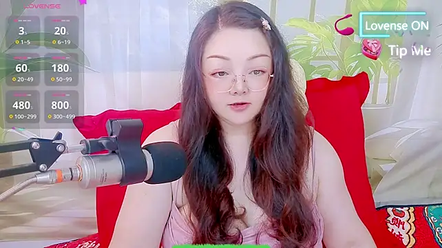 Angel99ecup Adlı Modelin Canlı XXX Sohbeti