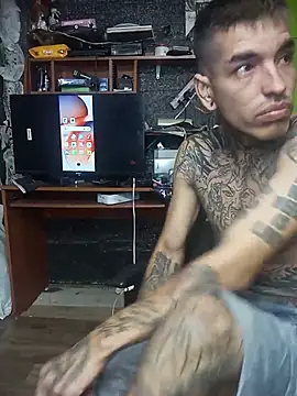 צ'אט XXX בשידור חי של demoni0802