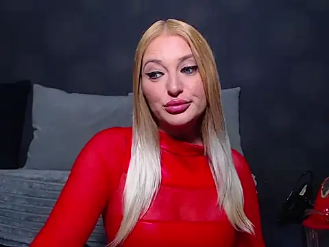 צ'אט XXX בשידור חי של GodessJulia