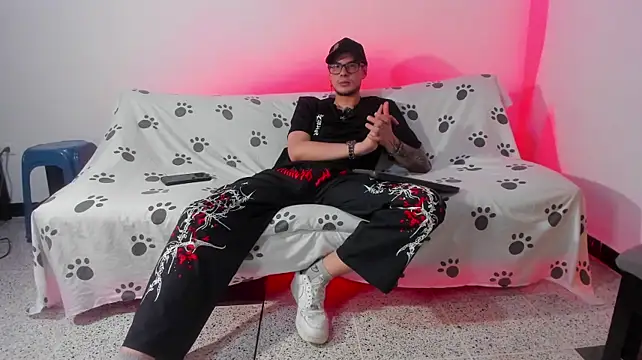 Czat XXX na żywo – Vlad__night