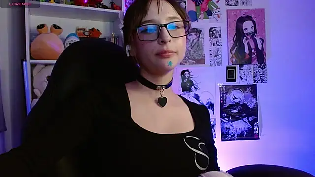 CelesteAyase Adlı Modelin Canlı XXX Sohbeti