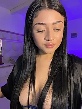 lucianaroy's Live XXX Chat