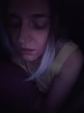 แชท XXX สดของ ScarletsWeb