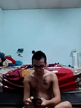 Exposedsian 即時 XXX 聊天