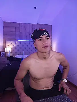 LiamDeepsn Live XXX chat