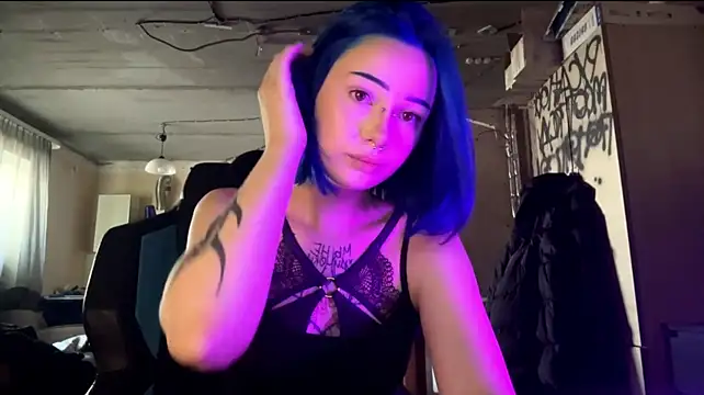 AnnieTouch Chat XXX in diretta
