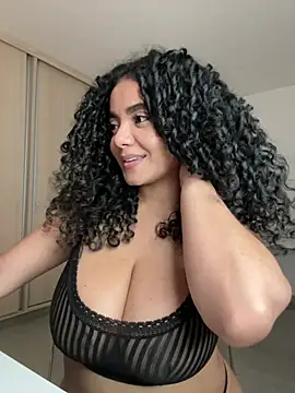 Curlyierr Obrolan Langsung XXX