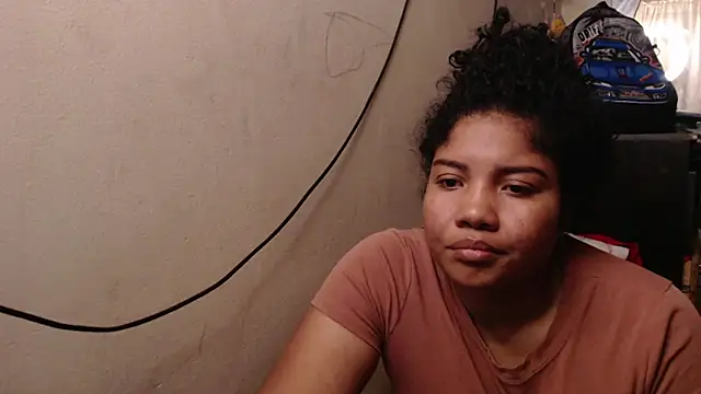 Chat +18 de madelene ao vivo