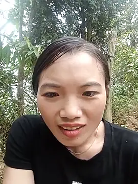 ngan-cute Live XXX Chat