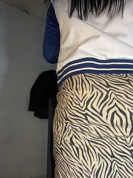 FlorSalvaje_'s Live XXX Chat