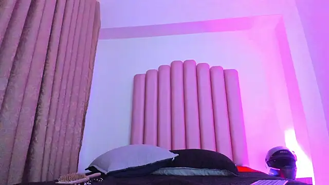 Lana_fox01 élő XXX-chatje