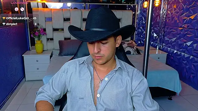 Chat +18 de ian_sprouse ao vivo