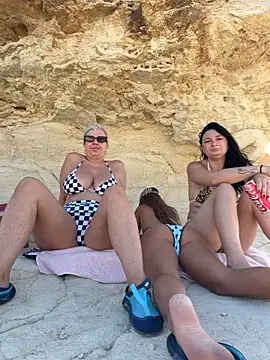 TUNDEROSE1 Live XXX Chat