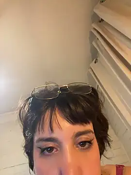 gattasromanxxe's Live XXX Chat