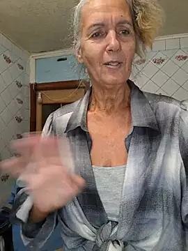 yalukerya Chat XXX live