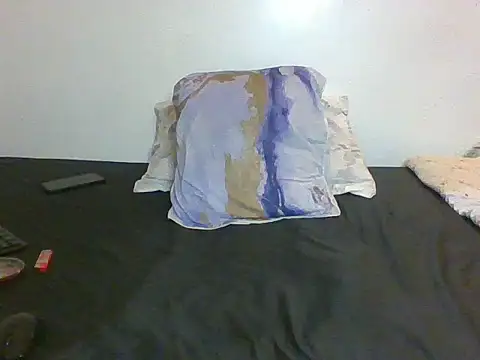 cessylolla8's Live XXX Chat