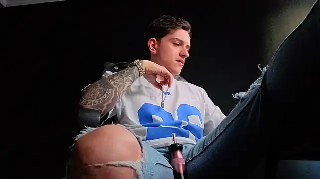 FelixStarkk Live XXX-chat