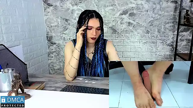 Chatroom XXX en direct de MaeveKuro
