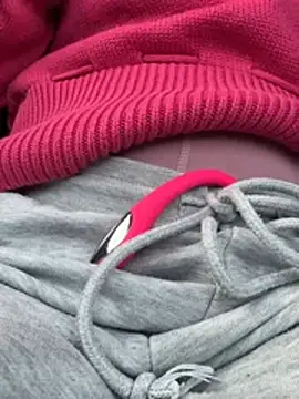 F3ckd0lllucy Webcam-Show