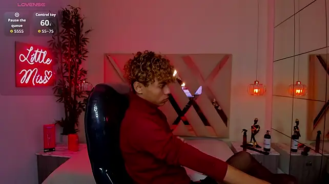 Chat +18 de Anyelo_Twink ao vivo