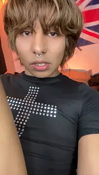 Aronn_44 Chat XXX live