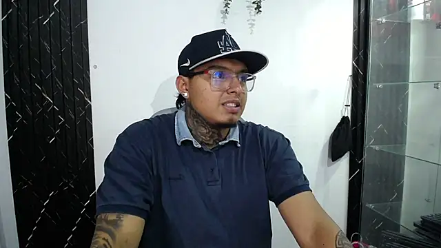 Chat XXX ao vivo de Duke_DarkBoy99