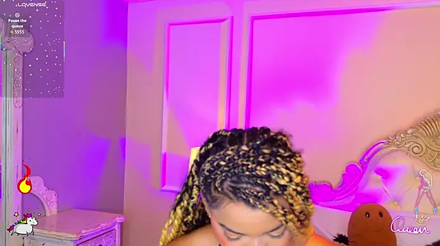 MalaikaBrown élő XXX-chatje