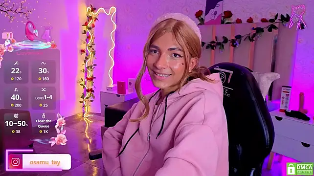 osamu_tay élő XXX-chatje