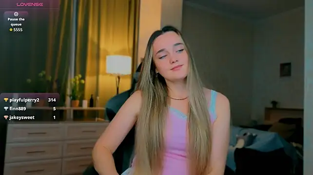 earthfantasyy Adlı Modelin Canlı XXX Sohbeti