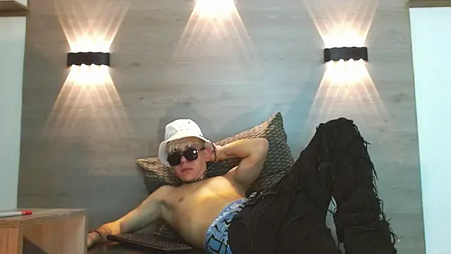 Gaeliitto Live XXX Chat