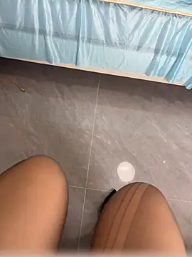 qwe522522 – Naživo XXX chat