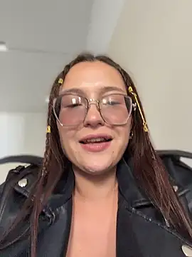 LunaMood Live XXX Chat