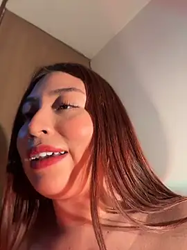 mis_Hanna1 Adlı Modelin Canlı XXX Sohbeti