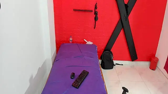 bdsmforever18 Live XXX Chat