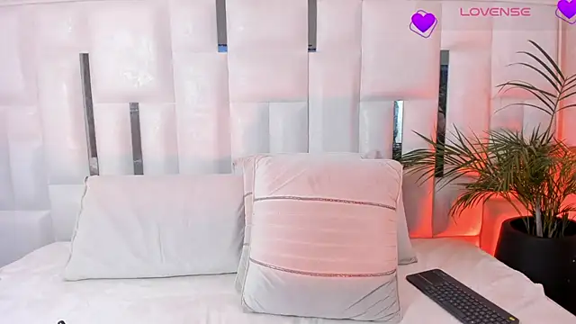 imnikaa_ Live XXX Chat