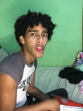 Evans_Femb লাইভ XXX চ্যাট